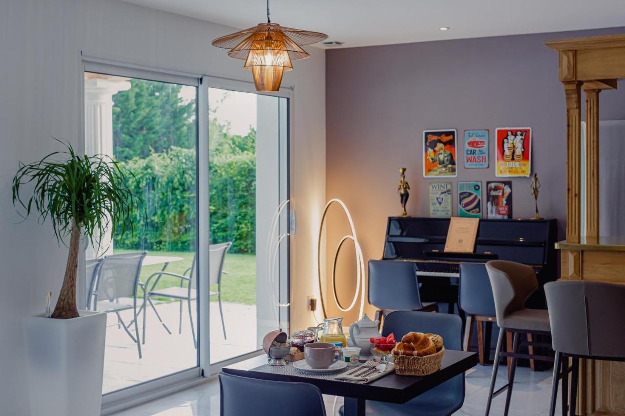 Villa Des Chenes-Adult Only Saint-Doulchard Zewnętrze zdjęcie
