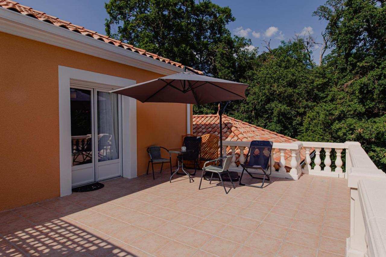 Villa Des Chenes-Adult Only Saint-Doulchard Zewnętrze zdjęcie